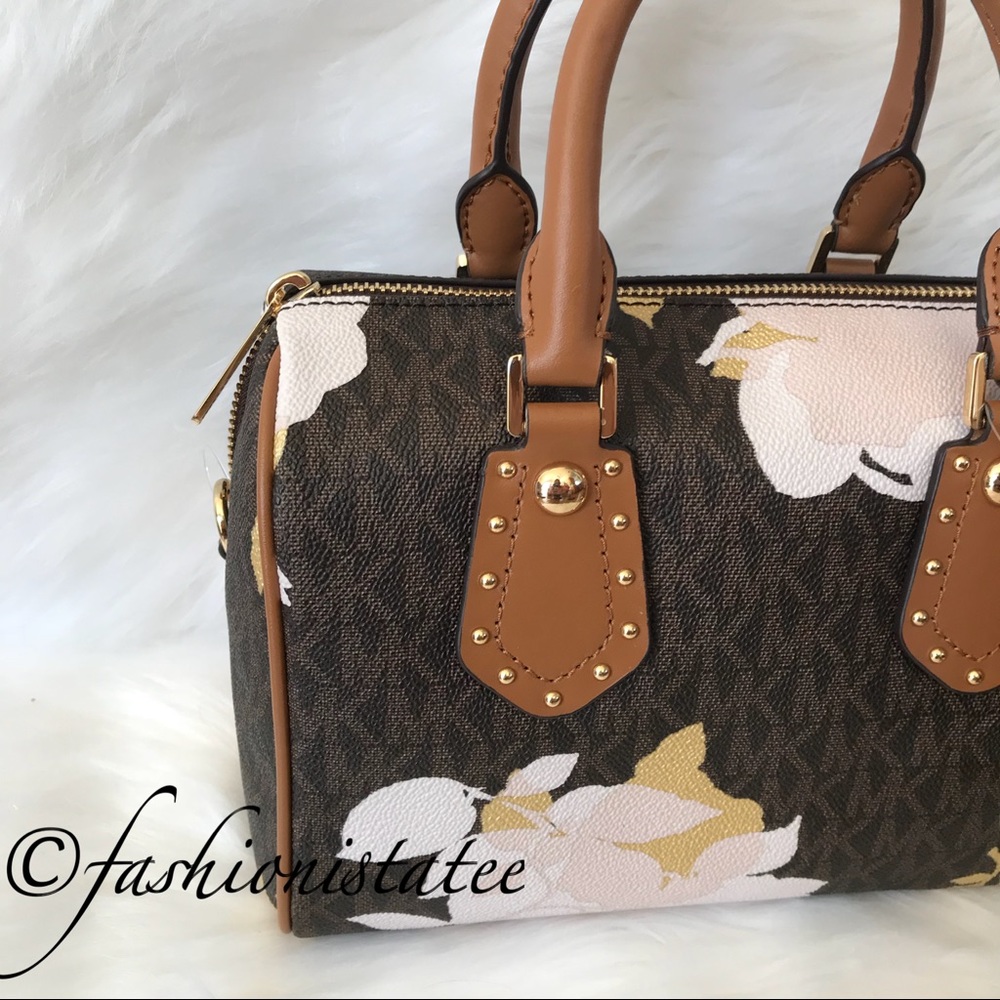 NWT Michael Kors Small Satchel Aria Brown Bag Stud - Picture 2 of 8